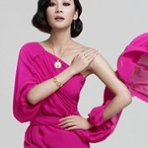 30位网络歌手为世界歌唱