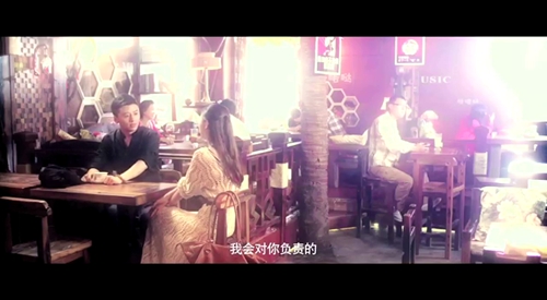 动漫女生头像眼镜