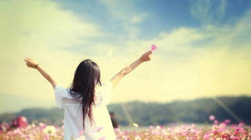  
女生低调的网名（30条女人的低调的网名）