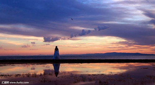 企业年会一般唱什么歌好，企业年会歌曲简单好唱的歌